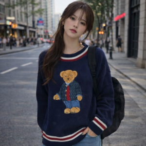 Pull Coréen Bleu Marine - K-Pop France