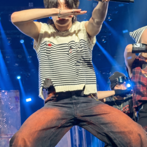 Jeans Oversize Jeongin - groupe Stray Kids - K-Pop France