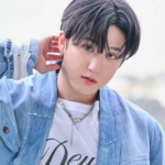 Collier Nuages et étoiles Changbin - groupe Stray Kids - K-Pop France