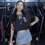Jupe Short en Jean | Jennie BlackPink - K-Pop France