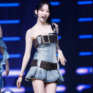 Mini Robe Jean Shuhua - Groupe (G)I-DLE - K-Pop France
