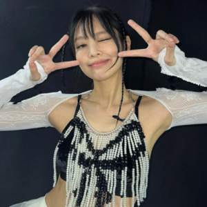 Manchons de Bras en Dentelle KPOP Jennie - Groupe BlackPink - K-Pop France