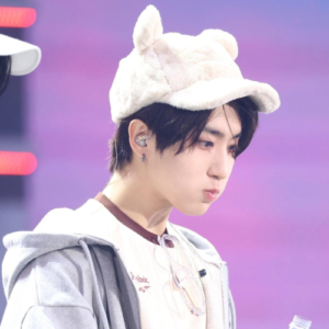 Casquette Oreilles de Renard Jisung - Groupe Stray Kids - K-Pop France