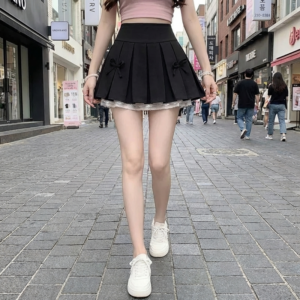 Jupe Plissée Coréenne avec Dentelle - K-Pop France