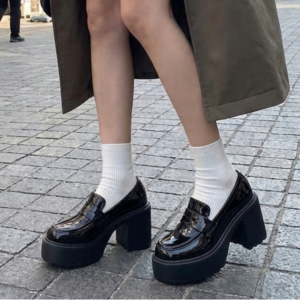 Chaussure coréenne à Talon Carré - K-Pop France